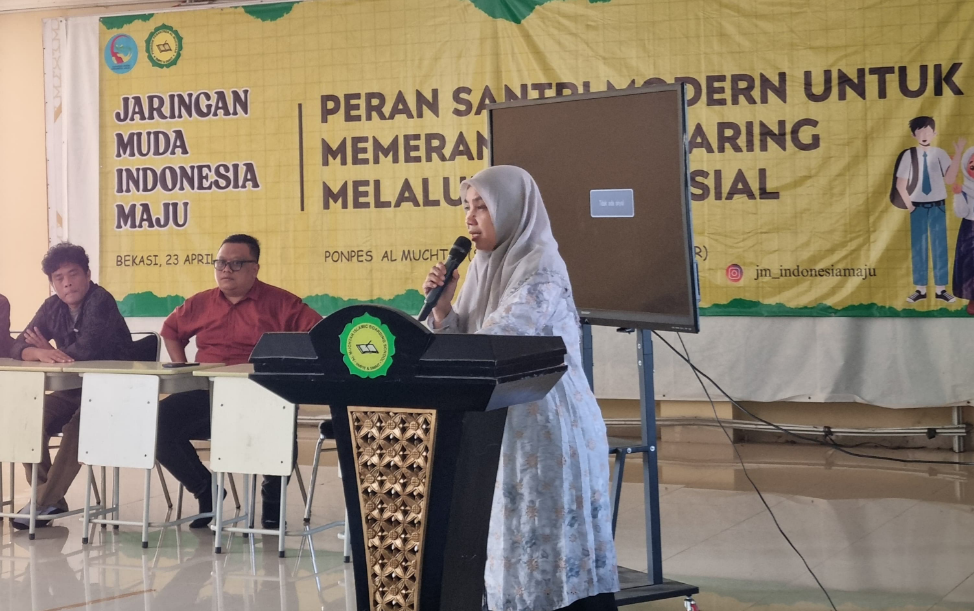 Ratusan Santri Ikut Edukasi Bahaya Judi Daring dan Bimtek Pembuatan Konten